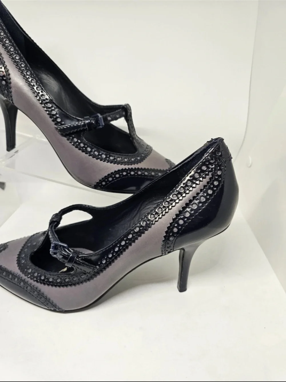 Tory Burch Black and Gray Pointed-Toe Mary Jane Heels - Picture 7 of 8